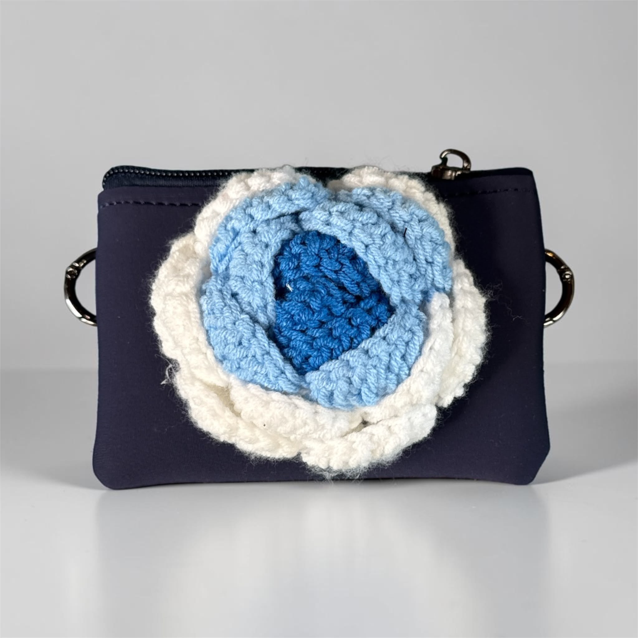 Magic Purse: macrame blu